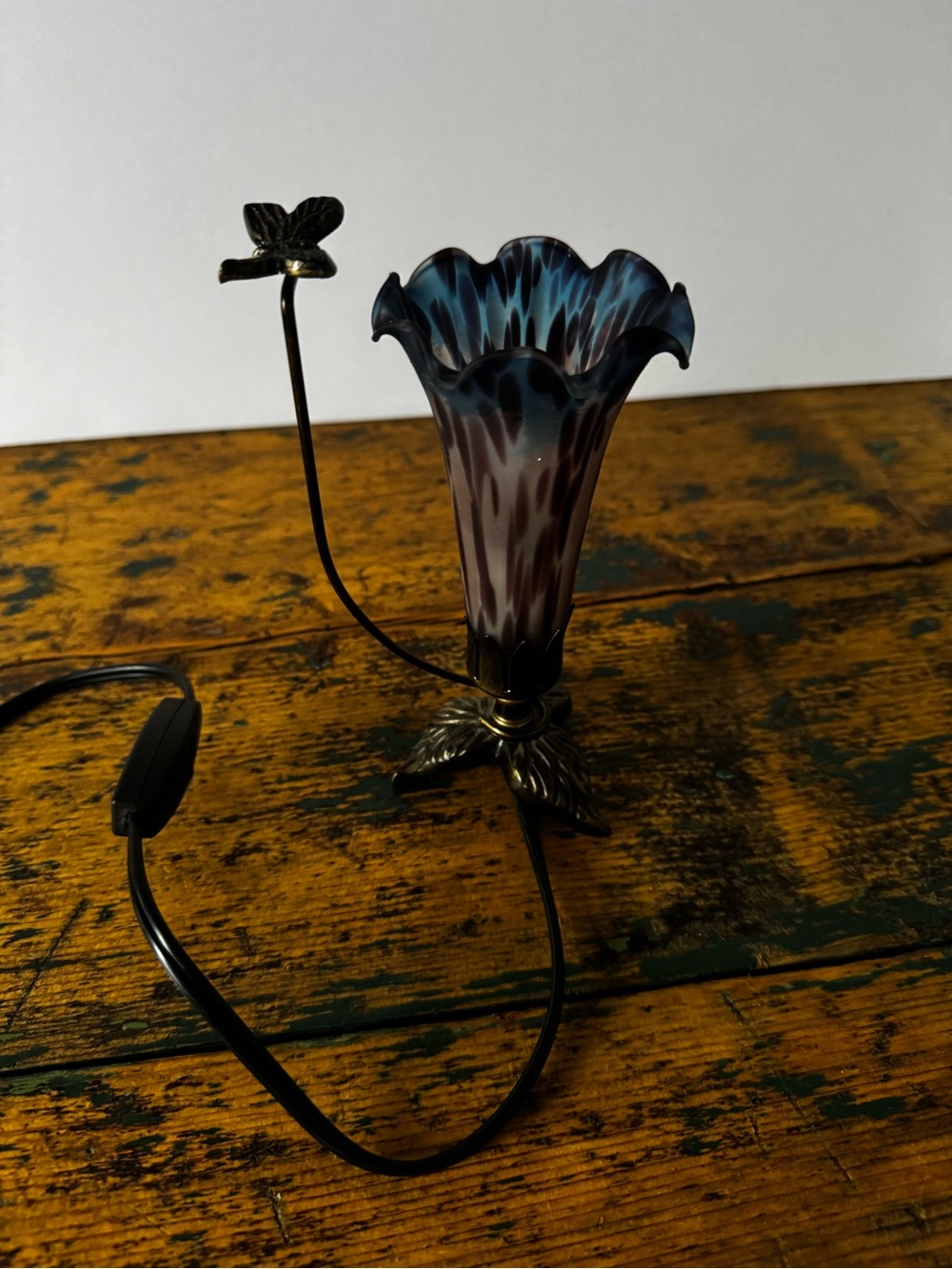 Metal and Glass Flower and Butterfly Lamp - Picture 4 of 11